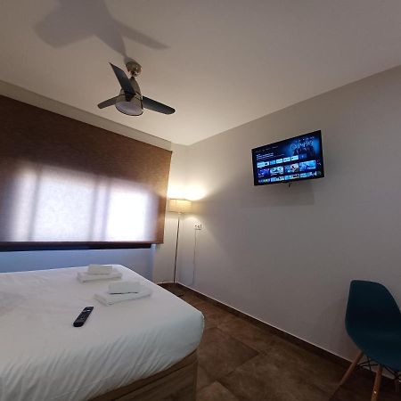 Apartamento Acogedor Junto A Calle Betis, Triana-Los Remedios เซบีญา ภายนอก รูปภาพ