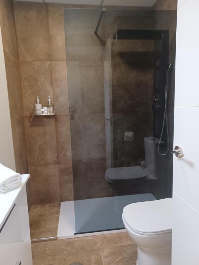 Apartamento Acogedor Junto A Calle Betis, Triana-Los Remedios เซบีญา ภายนอก รูปภาพ