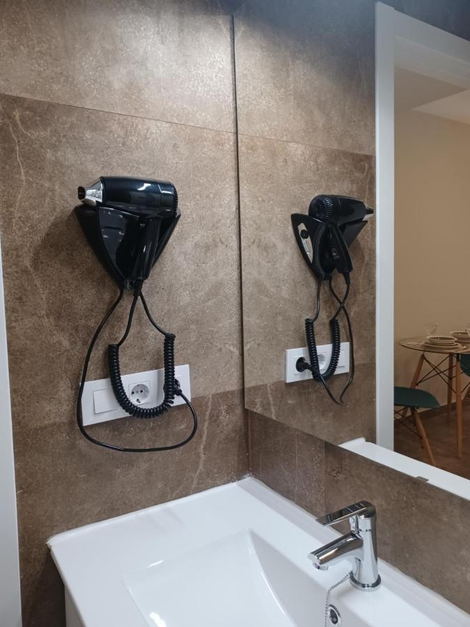 Apartamento Acogedor Junto A Calle Betis, Triana-Los Remedios เซบีญา ภายนอก รูปภาพ