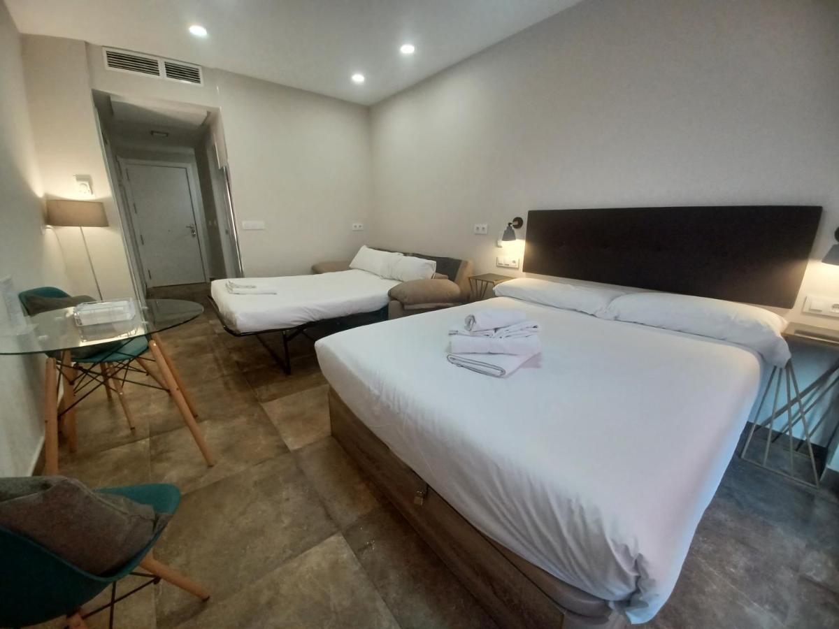 Apartamento Acogedor Junto A Calle Betis, Triana-Los Remedios เซบีญา ภายนอก รูปภาพ