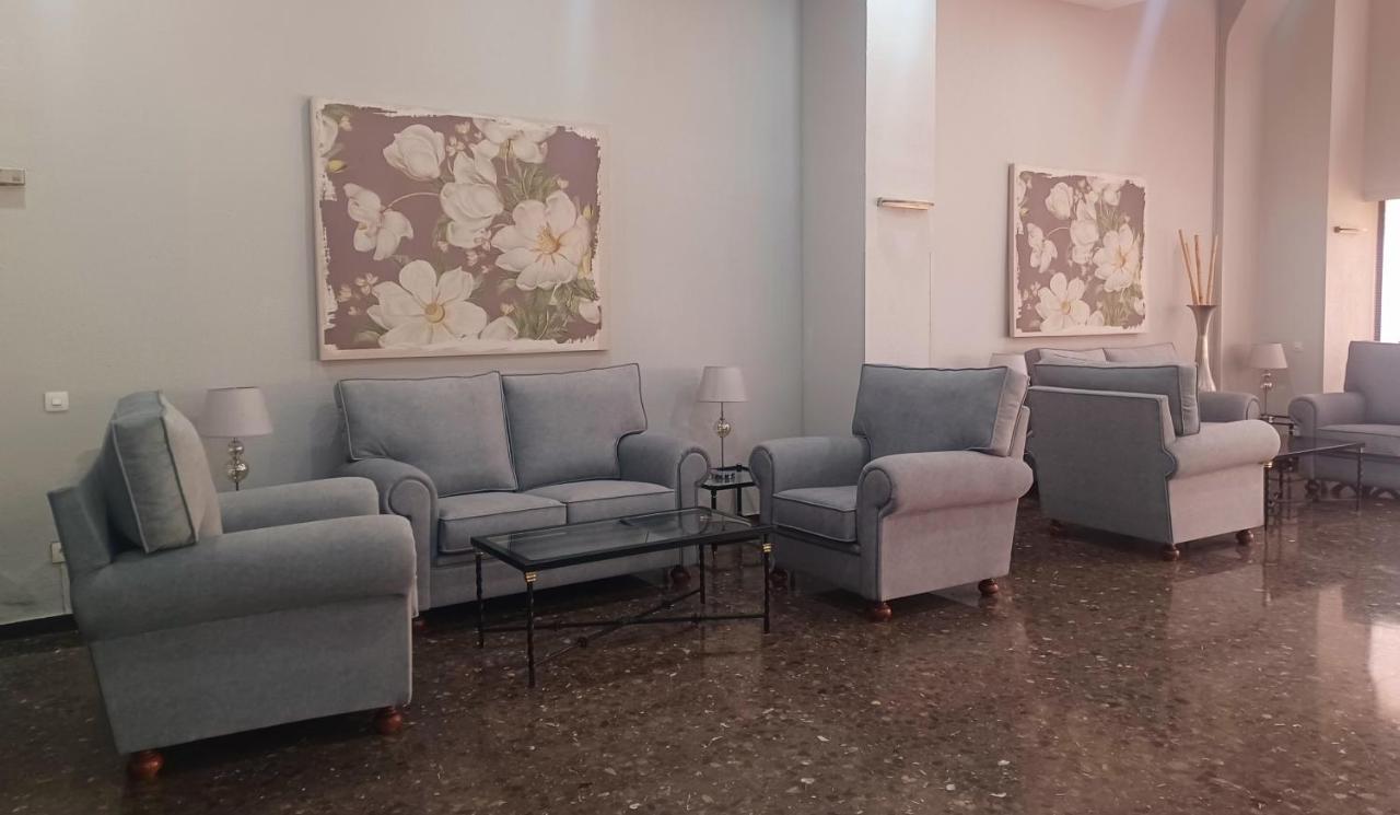 Apartamento Acogedor Junto A Calle Betis, Triana-Los Remedios เซบีญา ภายนอก รูปภาพ